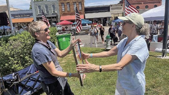 Art Walk provides cultural stroll