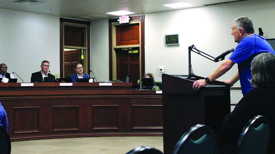 Community asks to keep Center free