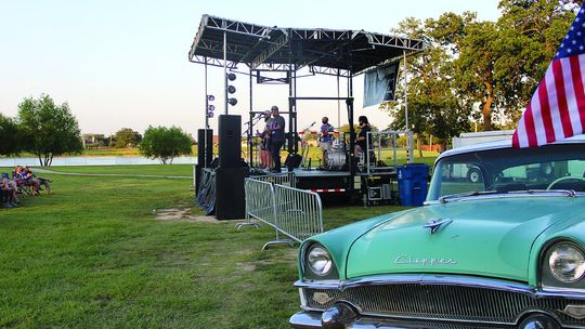 Krugerville celebrates Fourth, Park Fest