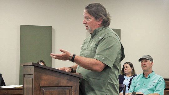Krugerville council gives clinic soft no