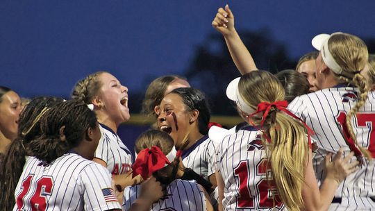Lady Chaps earn state tournament berth