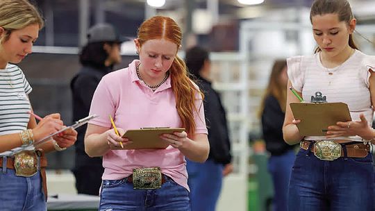 Local FFAs bring home awards