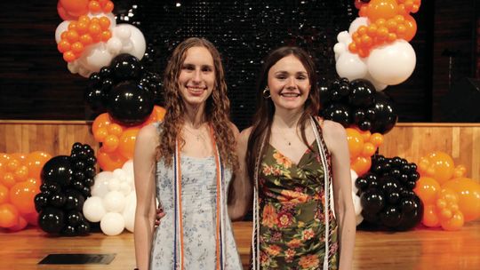 Neal, LeMarr earn top academic honors