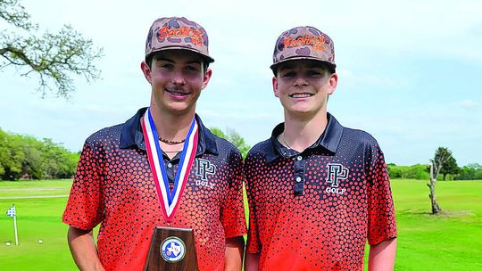 Pilot Point launches two golfers to regionals
