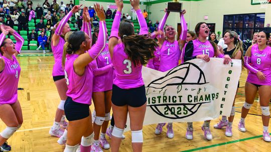 Tioga volleyball rolls into playoffs