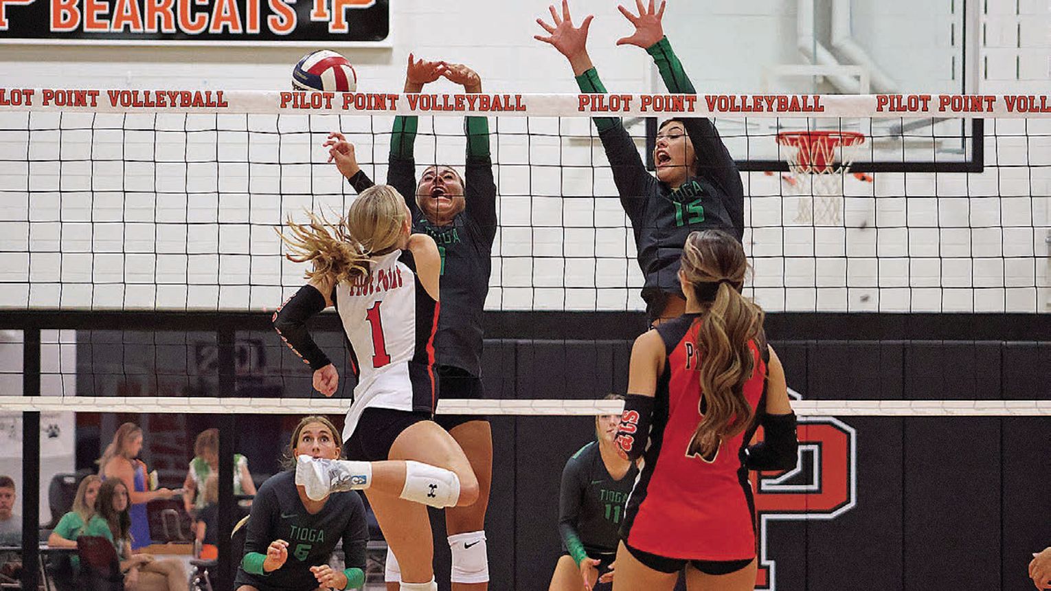 Point Out Tutorial College Tioga edges Pilot Point out on court