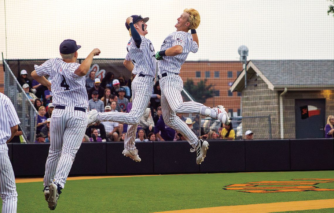 Aubrey baseball sweeps Godley