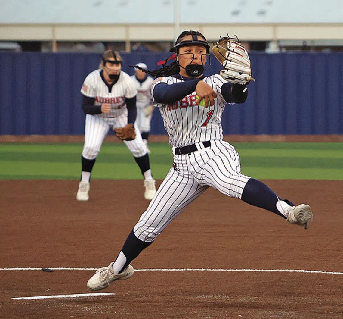 Aubrey softball stomps Sanger