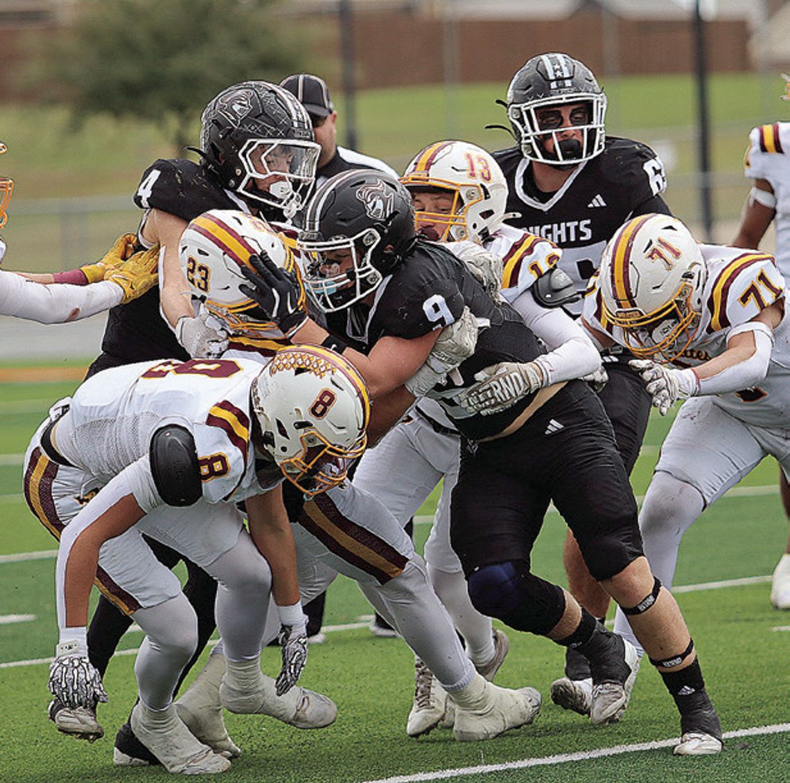 Collinsville drops to Lindsay Collinsville drops to Lindsay