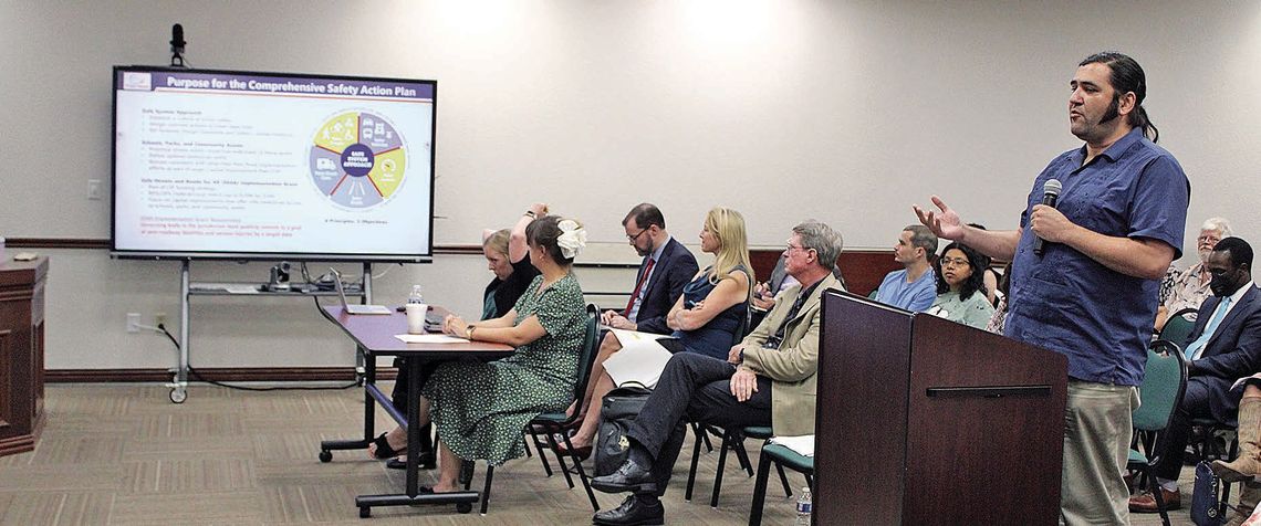 Council considers new city hall