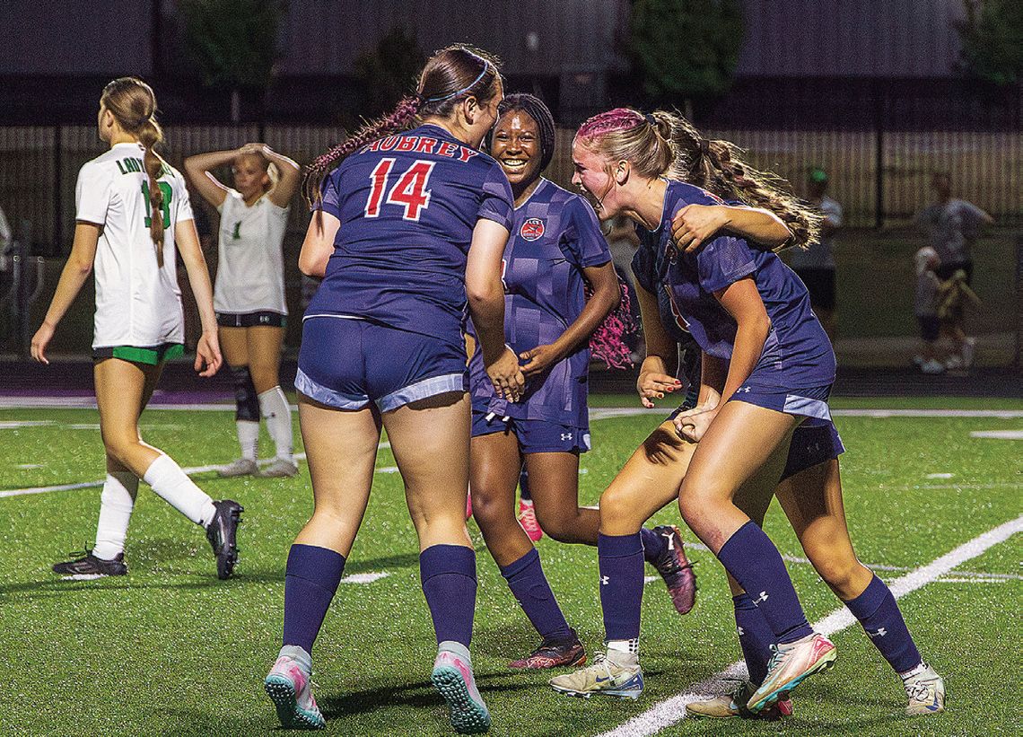 Lady Chaps launch into playoffs Lady Chaps launch into playoffs