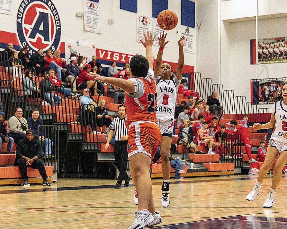 Lady Chaps roll over Lady Cats 41-10 Lady Chaps roll over Lady Cats 41-10