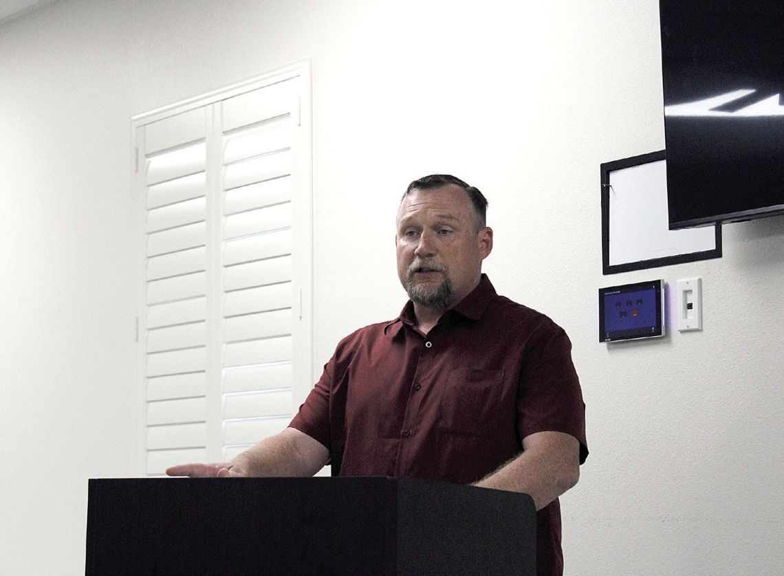Mayor shares goals