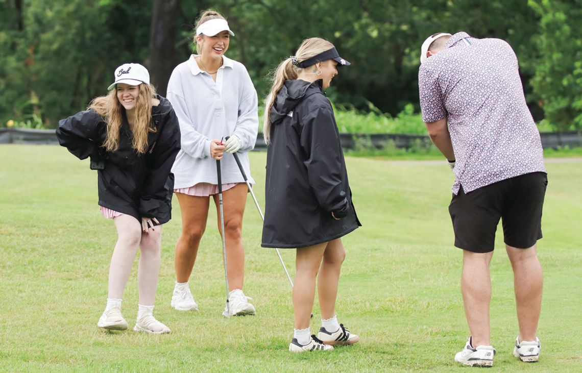 Tournament draws crowd to honor Buster Chandler Tournament draws crowd to honor Buster Chandler